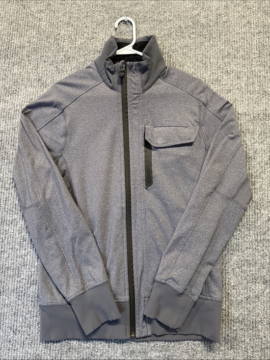 lululemon athletica Other - Lululemon Men’s Vent Tech Full Zip Jacket Magnetic Pocket Gray Size Medium